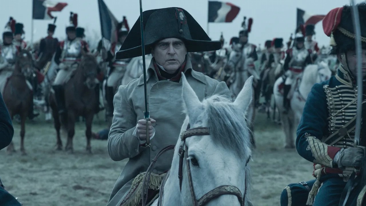 Jak wierny faktom jest Napoleon? Przedstawiamy nieścisłości w filmie Ridleya Scotta, źródło grafiki: Napoleon; reż. Ridley Scott; Sony Pictures Entertainment; 2023.