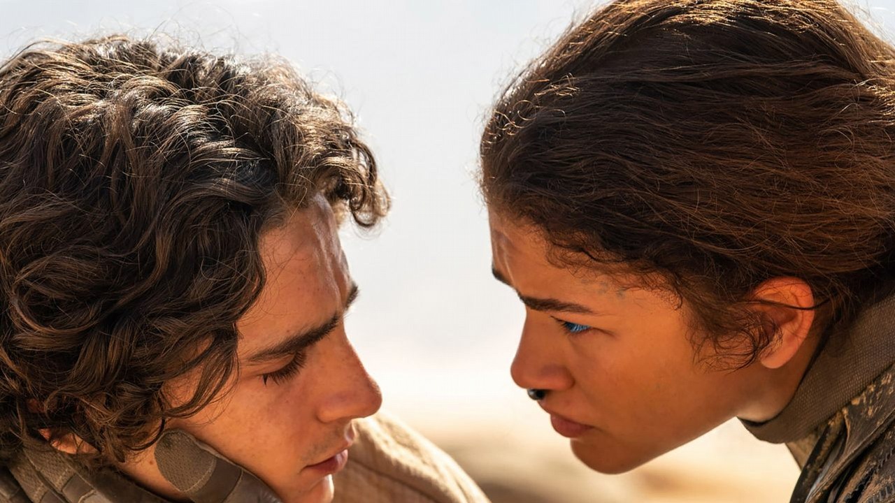 Diuna 2 to „bardziej film akcji”. Denis Villeneuve zdradził, jak sequel różni się od pierwszej części, źródło grafiki: Diuna 2, Denis Villeneuve, Warner Bros., 2023..