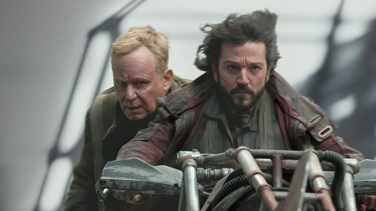 Fani Andora mogą być rozczarowani. Pojawiły się złe wieści odnośnie daty premiery 2. sezonu, źródło grafiki: Andor, Tony Gilroy, Disney, 2022..