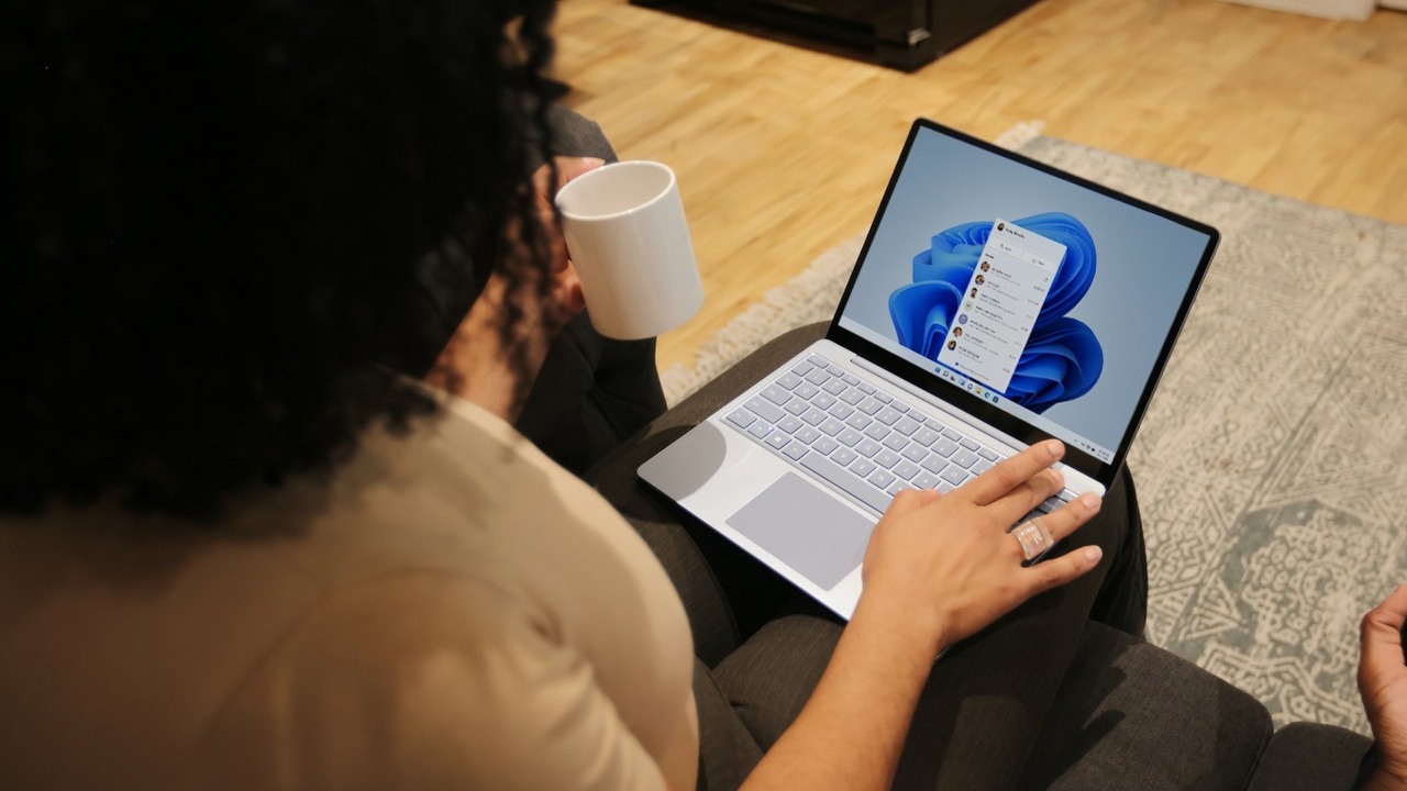 Po 40 latach, Notatnik z Windowsa zyskał nową funkcję; wreszcie nauczył się liczyć, źródło grafiki: Unsplash | Windows.