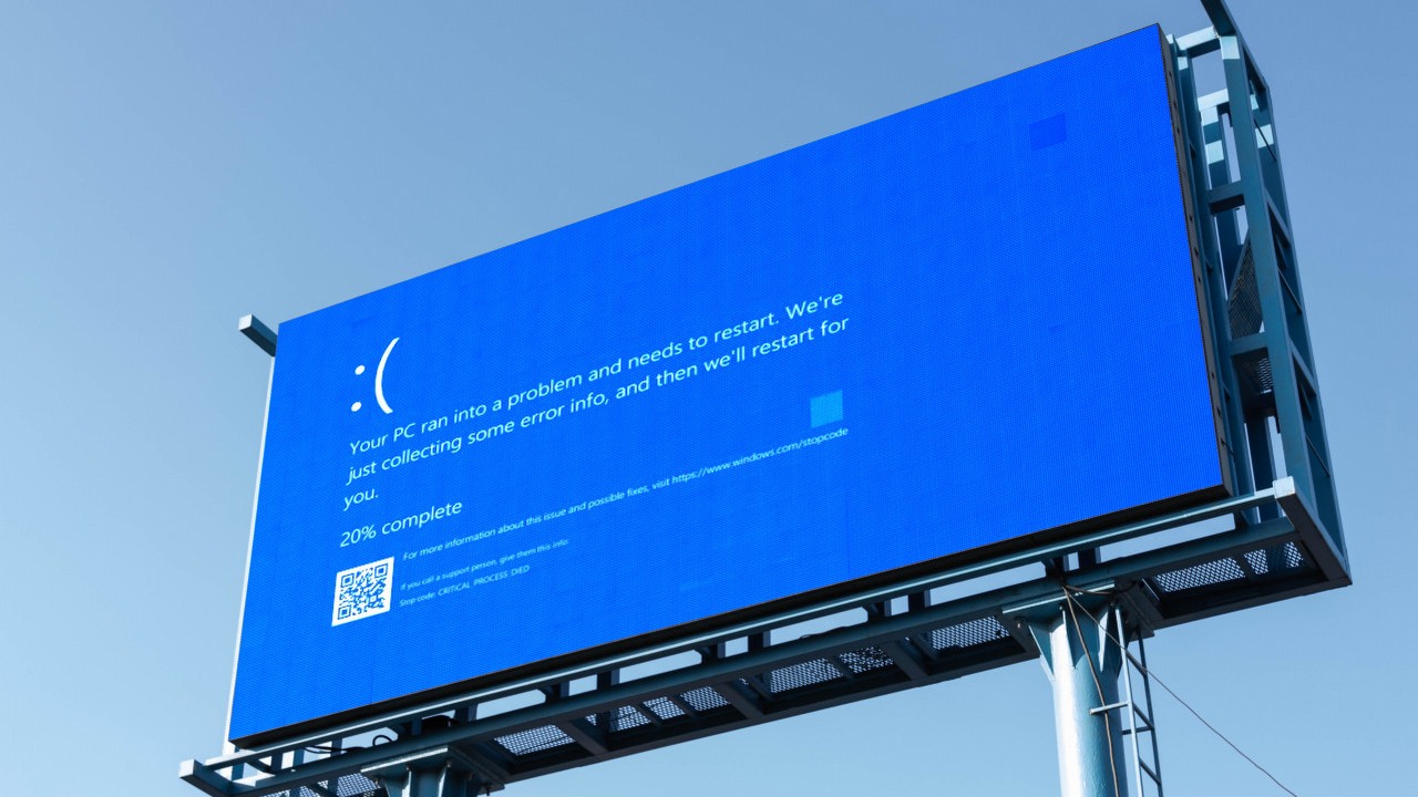 Linux pozazdrościł Windowsowi, będzie miał swojego własnego bluescreena, źródło grafiki: Pawel Czerwinski / Unsplash / Wikimedia.