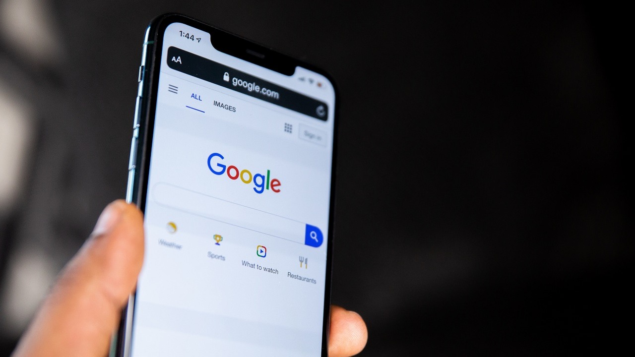 GPT-4 ma rywala. Google zaprezentowało nowy model AI, źródło grafiki: Unsplash | Solen Feyissa..