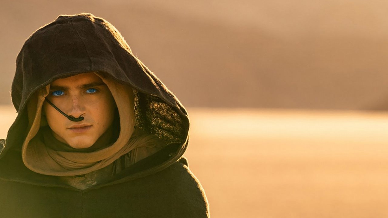 Arrakis jest na skraju wojny w zwiastunie Diuny 2, źródło grafiki: Diuna 2, Denis Villeneuve, Warner Bros., 2023..