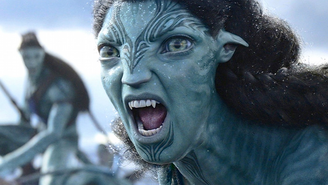 W Avatarze 3 Kate Winslet będzie uczyć się „szamańskich praktyk”. James Cameron zdradził szczegóły kolejnych filmów z franczyzy, źródło grafiki: Avatar: Istota wody, James Cameron, 20th Century Studios, 2022.