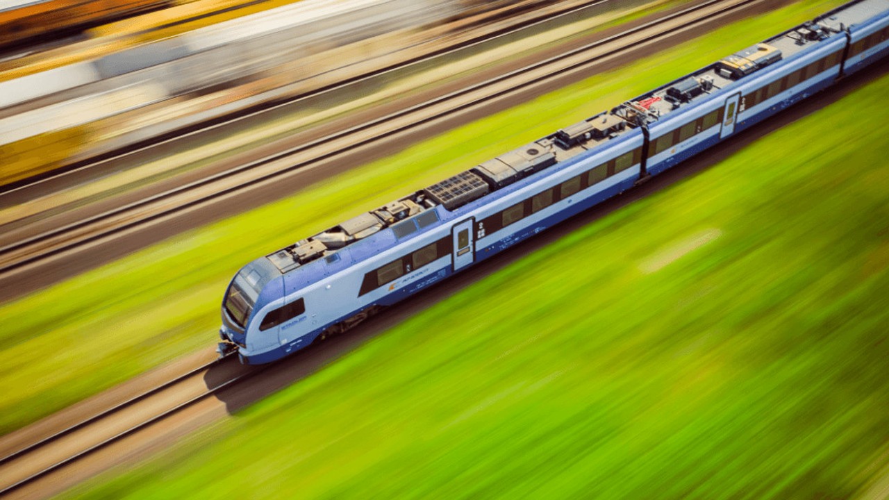 PKP Intercity zakończyło wdrażanie graficznej rezerwacji miejsc. Zakup biletów stał się wygodniejszy, źródło grafiki: PKP Intercity.