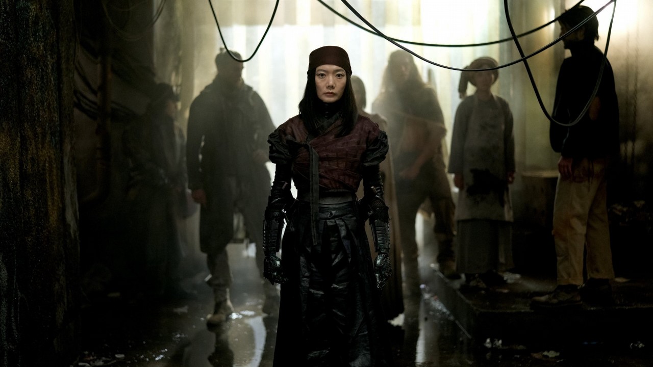 Rebel Moon 2 na pierwszym zwiastunie. Kora i mieszkańcy Veldt szykują się do bitwy, źródło grafiki: Rebel Moon; reż. Zack Snyder; Netflix; 2023.
