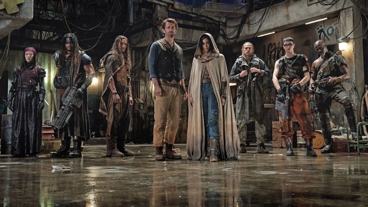 Gwiazda Rebel Moon wyjaśniła, czemu jeden zwrot akcji „był naprawdę do kitu”, źródło grafiki: Rebel Moon Część 1: Dziecko ognia, Zack Snyder, Netflix, 2023.