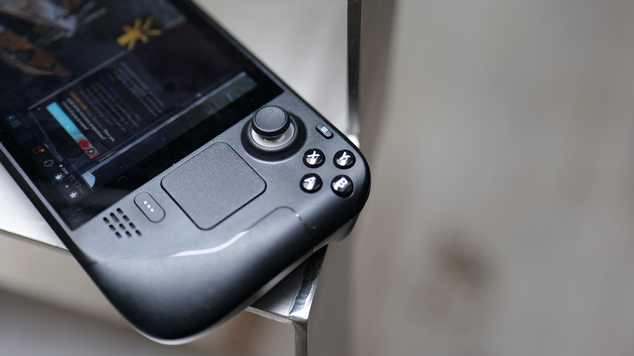 Więcej osób kupiło RTX 4090 niż Steam Decka; grudniowa ankieta Steam, źródło grafiki: Unsplash | Petar Vukobrat.