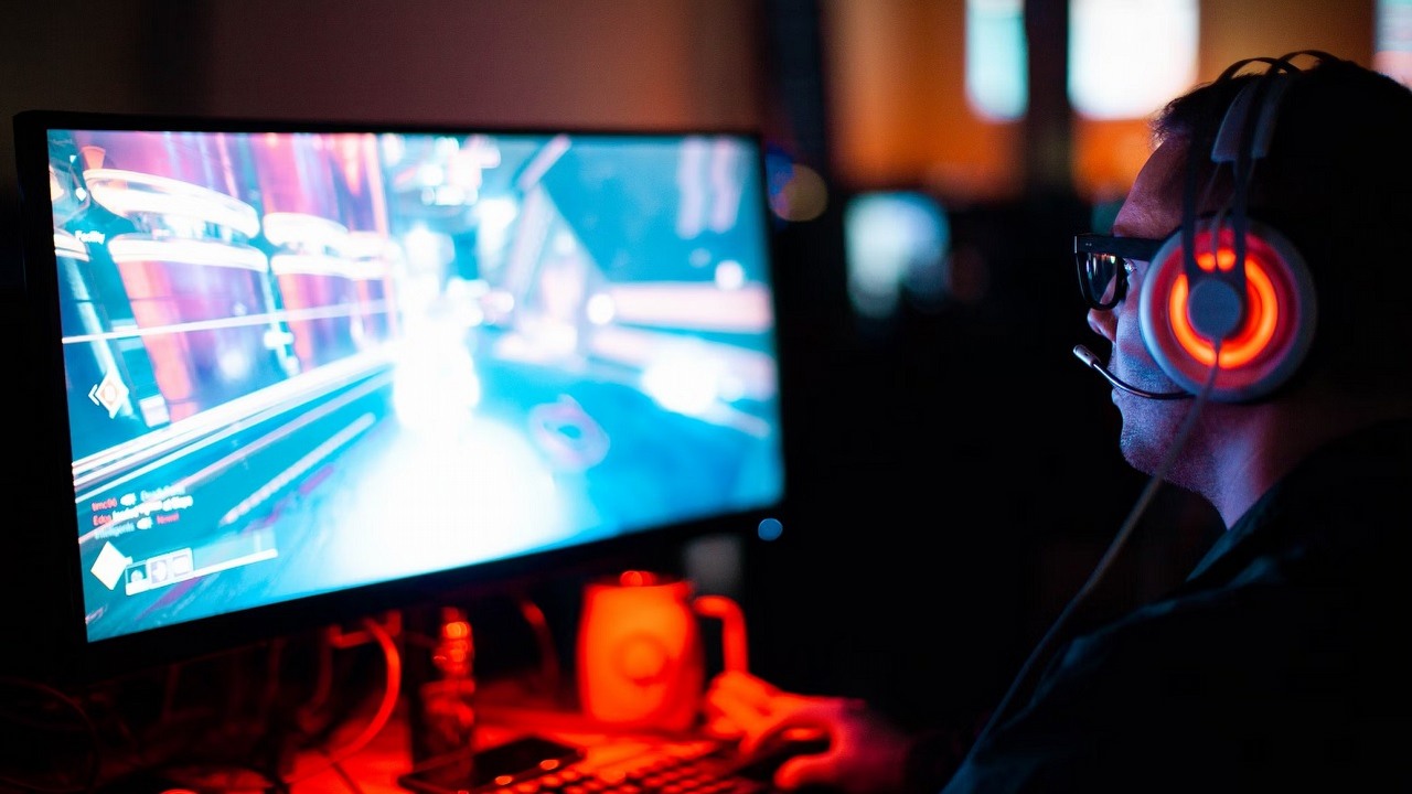 Jak zwrócić grę na Steam?, źródło grafiki: ELLA DON | Unsplash.