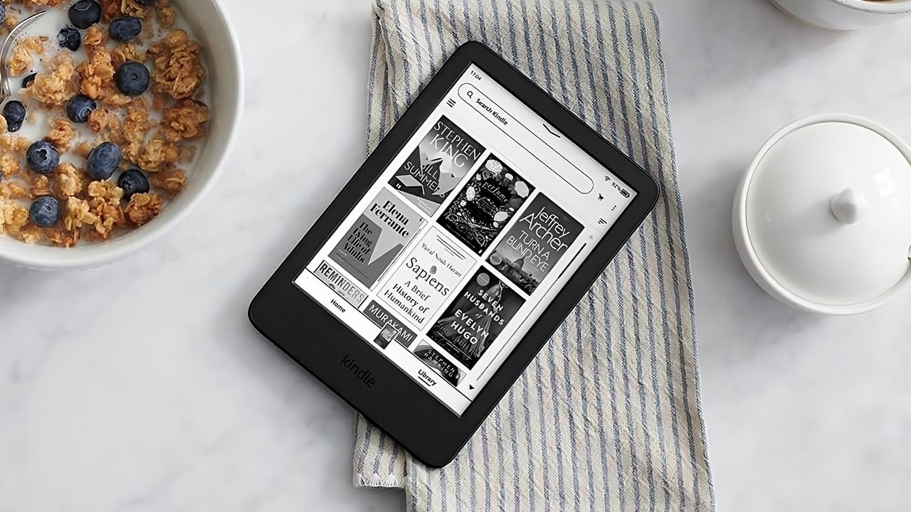 Kindle 11 vs Paperwhite 5. Który czytnik e-booków wybrać?, źródło grafiki: Aamazon.