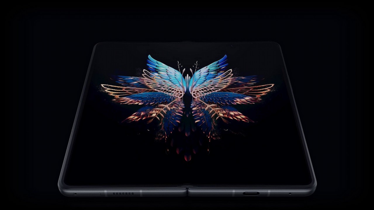 Budżetowy składany smartfon może wkrótce otrzymać następcę, źródło grafiki: Tecno..