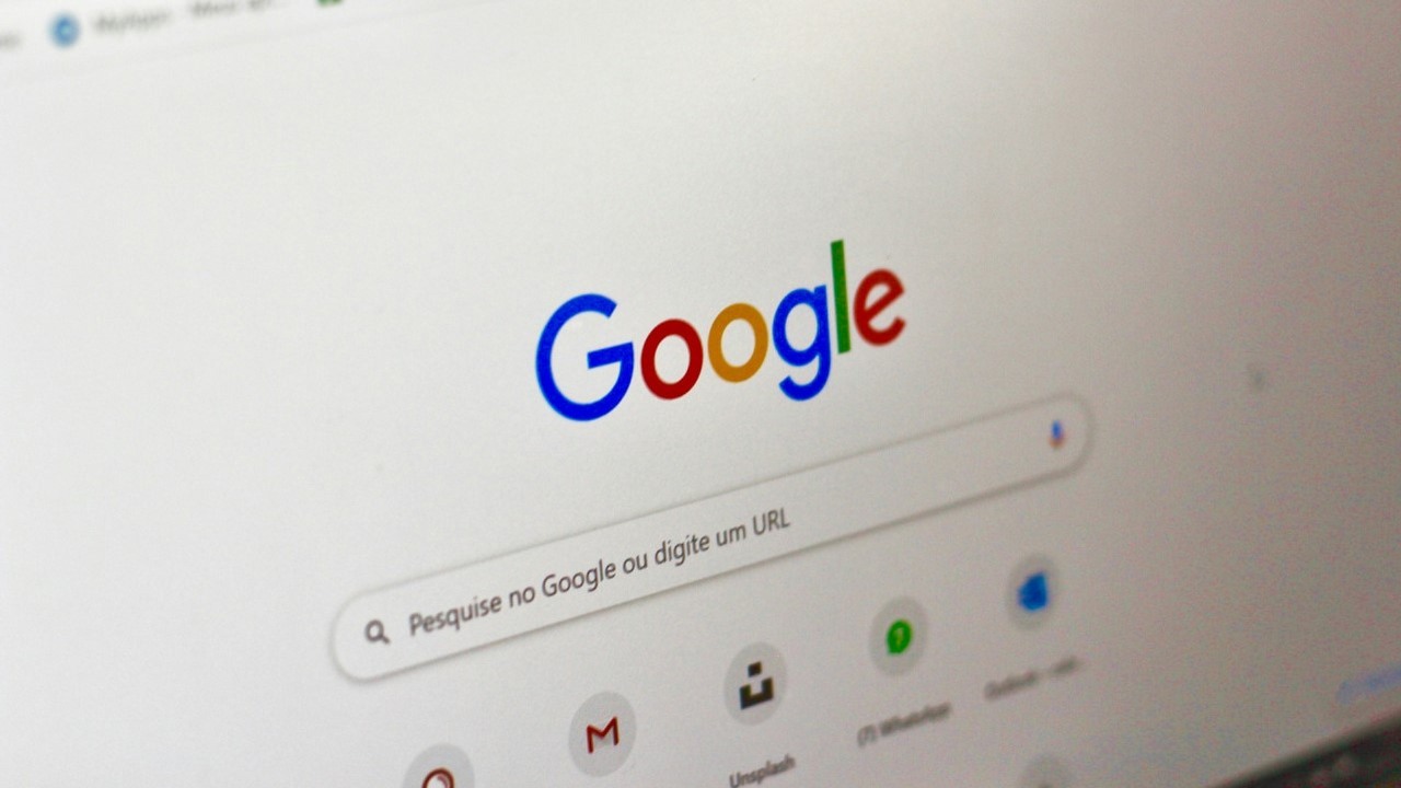Google Search jest zalewane spamem. Niebawem może być ciężko w wyszukiwarce coś znaleźć, źródło grafiki: Nathana Rebouças | Unsplash.