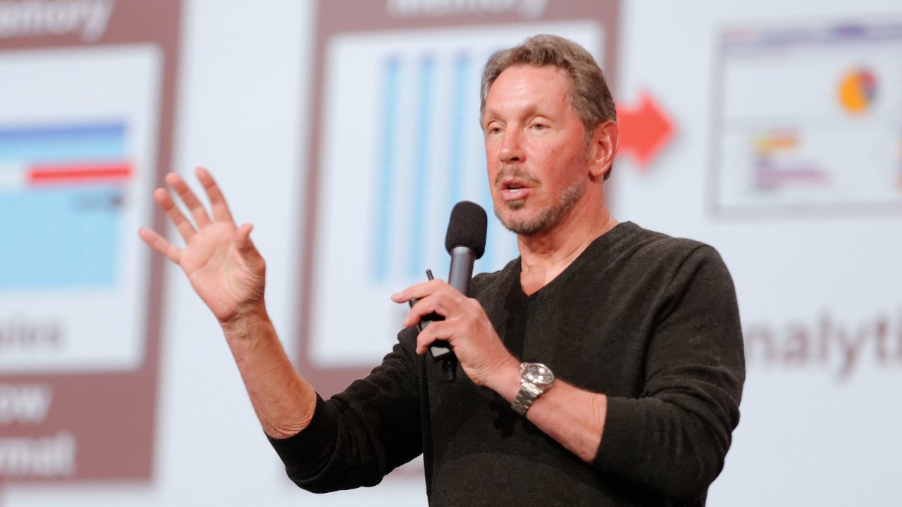 Kim jest Larry Ellison? Bogacz i „geniusz”, który przewidywał upadek Apple bez Steve'a Jobsa, źródło grafiki: Oracle / Wikimedia.