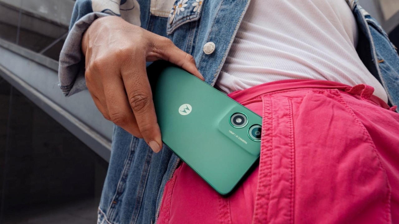 Te budżetowce Motoroli zaskoczą Cię Androidem 14, źródło grafiki: Motorola.