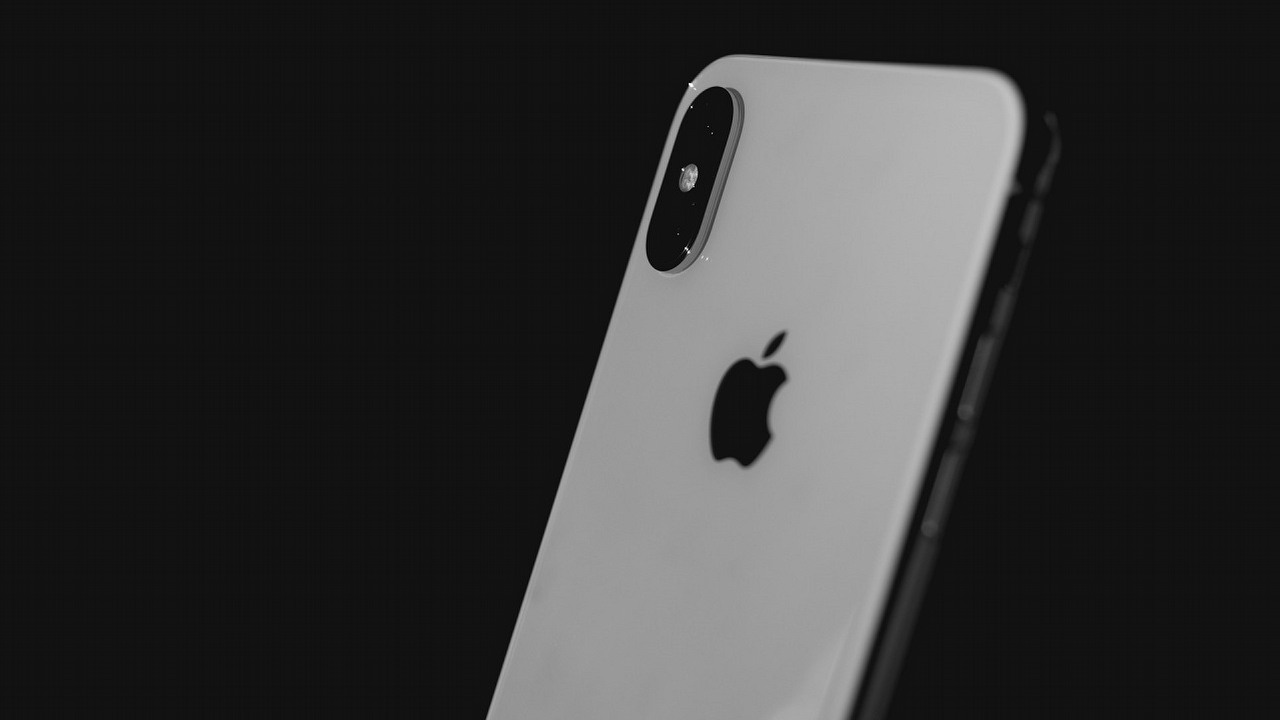 Aplikacje na iPhone'a wykorzystują powiadomienia push do gromadzenia sporej ilości danych o użytkownikach, źródło grafiki: Unsplash | blocks.