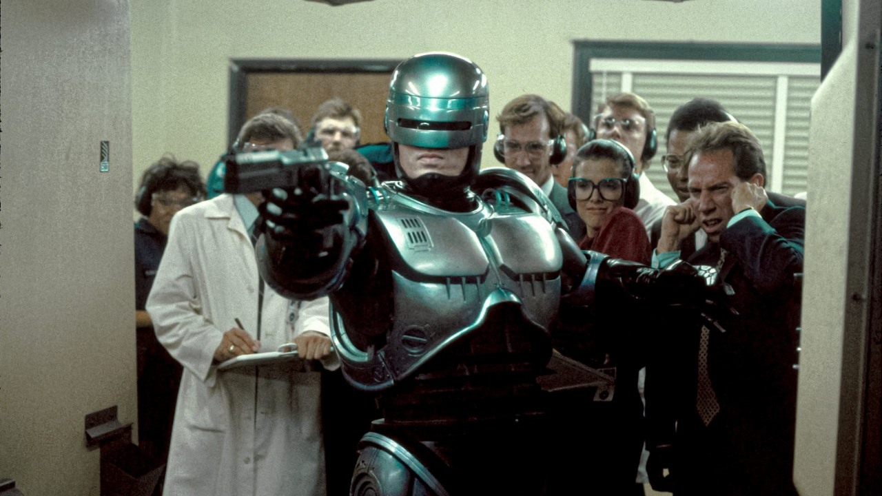 RoboCop powstał dzięki Blade Runnerowi. Wszystko dzięki jednej wizycie na planie kultowego filmu science fiction, źródło grafiki: RoboCop; reż. Paul Verhoeven; Orion Pictures; 1987.