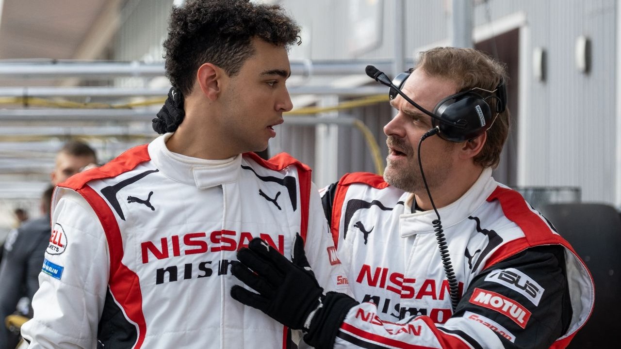 Gran Turismo trafiło na HBO Max. Od dziś w streamingu obejrzysz inspirującą historię z Orlandem Bloomem i Davidem Harbourem, źródło grafiki: Gran Turismo, Neill Blomkamp, Sony Pictures, 2023.