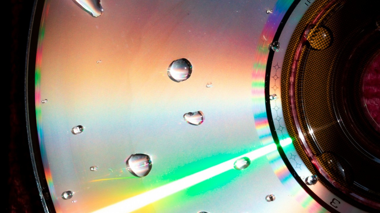 Potencjalny następca DVD i Blu-ray może pomieścić nawet 200 TB na jednym dysku, źródło grafiki: Vinicius 