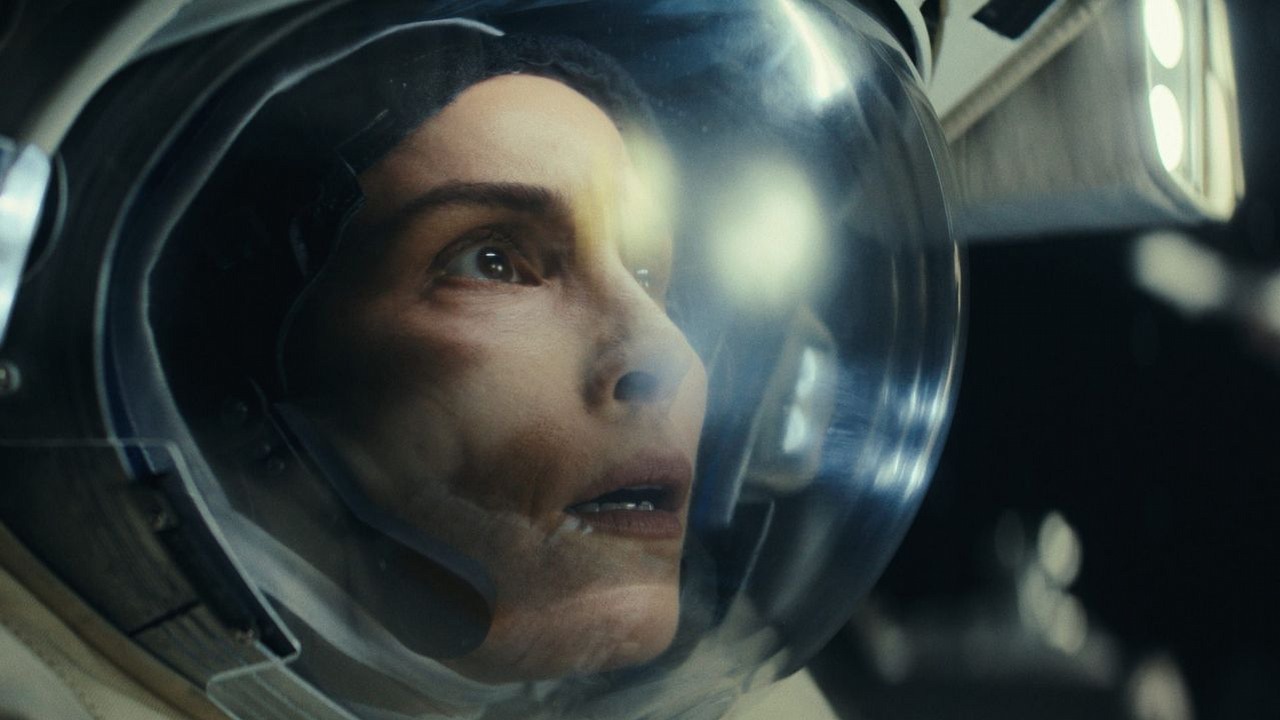 O czym jest Nowa konstelacja, dostępny na Apple TV+ intrygujący thriller sci-fi?, źródło grafiki: Constellation, Peter Harness, Apple Studios, 2024.