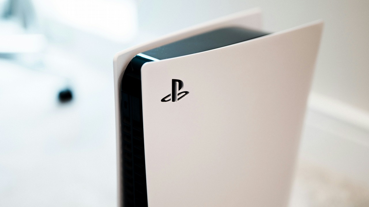 PlayStation 5 Pro z upscalingiem wykorzystującym AI. Tak może sugerować wypowiedź dyrektora technologicznego AMD, źródło grafiki: Unsplash | Charles Sims.