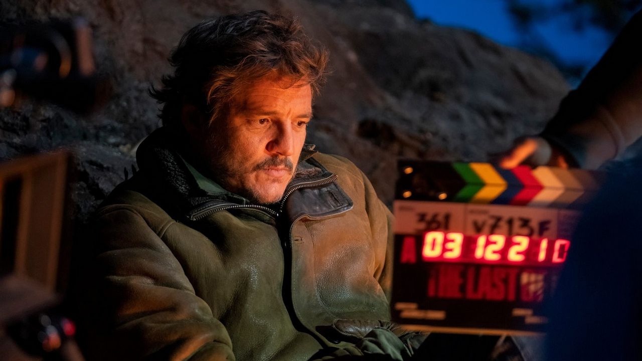 Twórcy 2. sezonu The Last Of Us kręcą obecnie jedną z najbardziej kontrowersyjnych scen z gry. Lokacja, jak na ironię, znajduje się tuż przy polu golfowym, źródło grafiki: The Last Of Us, Craig Mazin, HBO, 2023.