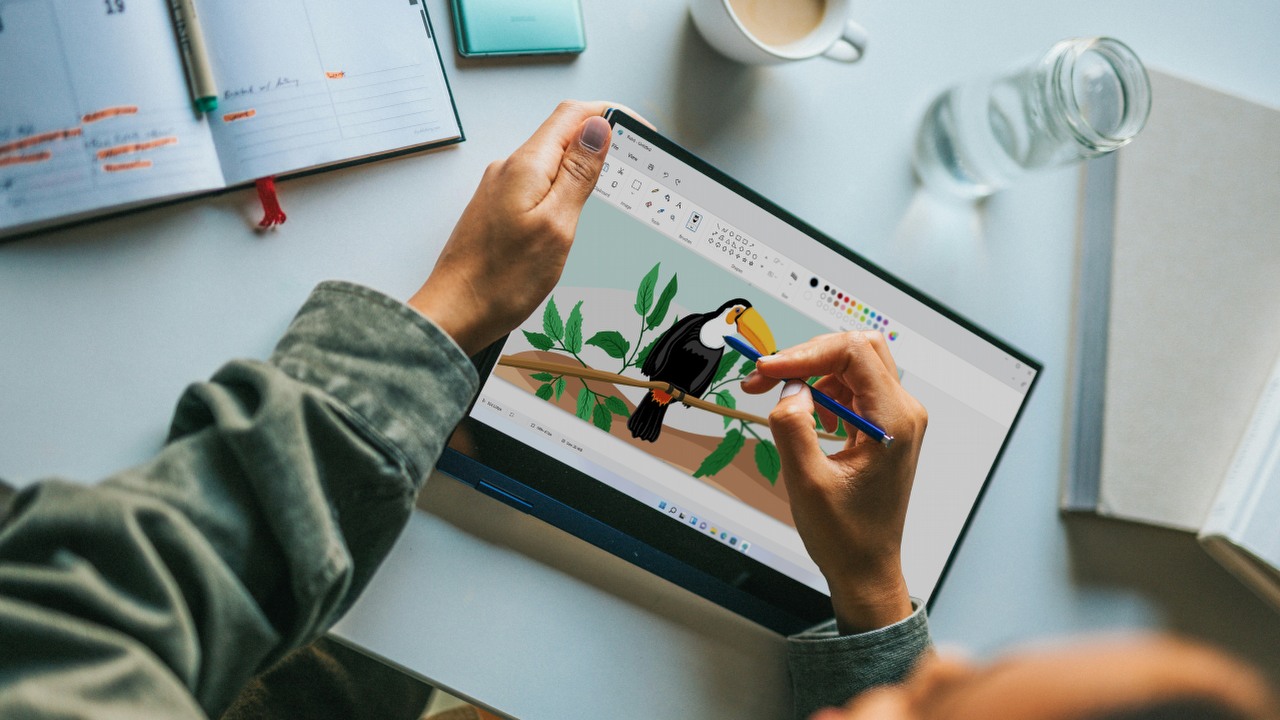 Aktualizacja Windows 11 ułatwia przesyłanie zdjęć na komputer. Edycja obrazów z telefonu może stać się prostsza, źródło grafiki: Unsplash | Windows.