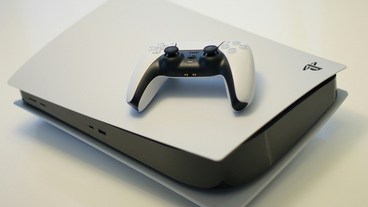 Sony może skorzystać z FSR 2.0 w PS5 Pro? Lekaer MLID zapoznaje nas z PSSR, źródło grafiki: Unsplash | Kerde Severin..