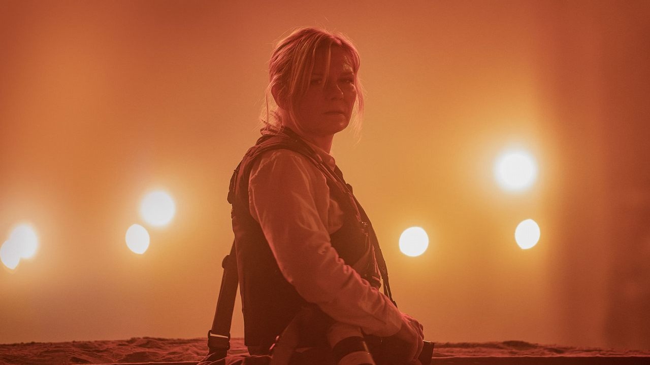 „Arcydzieło” i „najlepszy film 2024 roku" zachwyca krytyków. Civil War to obowiązkowy thriller wojenny dla każdego miłośnika kina, źródło grafiki: Civil War, Alex Garland, A24, 2024.