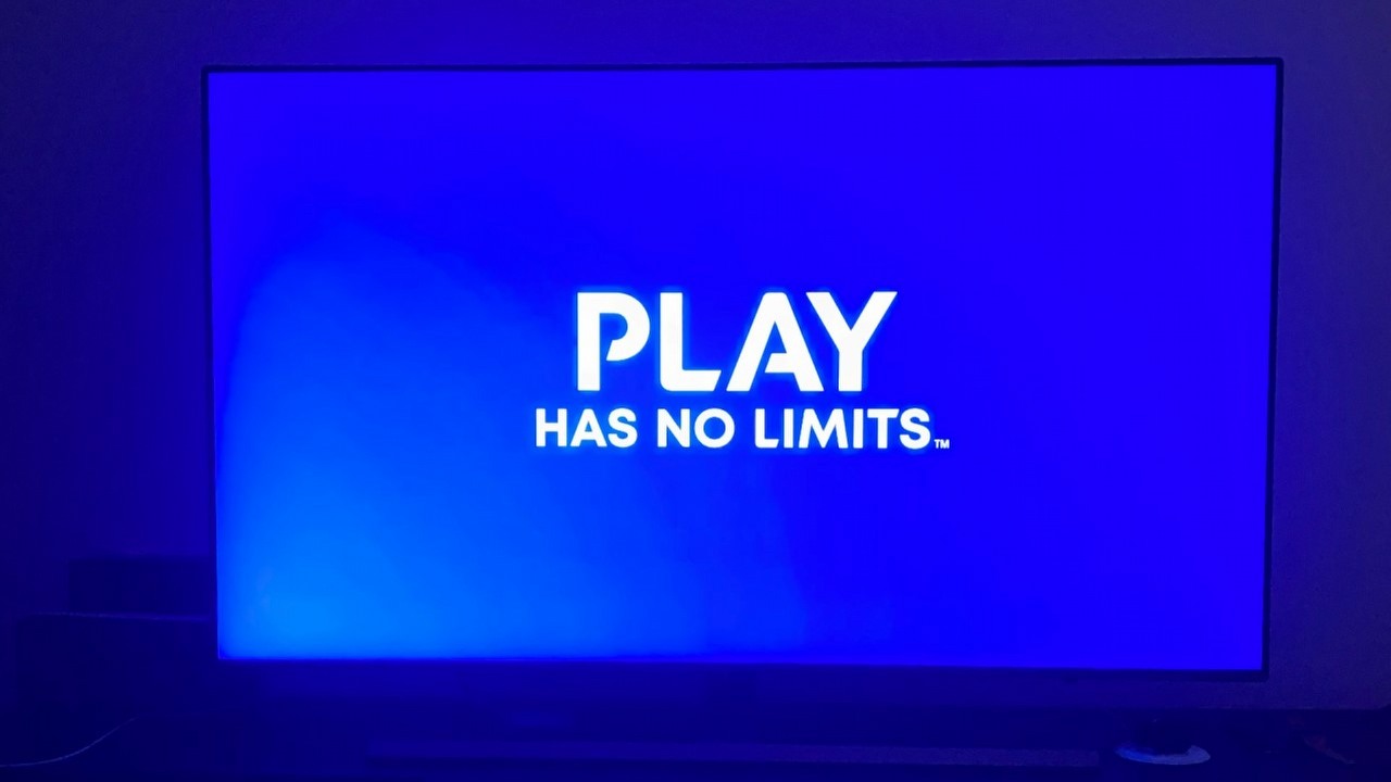 Specyfikacja PlayStation 5 Pro. Wyciek Informacji zdradził sporo na temat możliwości konsoli, źródło grafiki: Ivan Mercado | Unsplash.