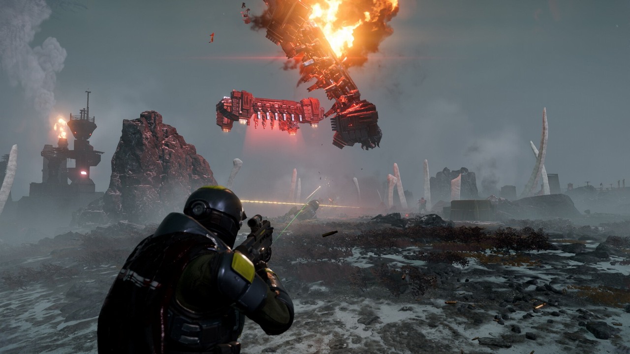 Twórcy Helldivers 2 próbowali naprawić milion kont. Zamiast tego gracze dostali w „prezencie” liczne crashe, źródło grafiki: Arrowhead Game Studios / Sony Interactive Entertainment..