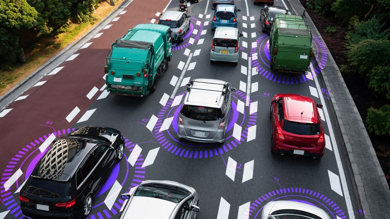 Nowy Jork zezwolił na testowanie autonomicznych pojazdów. Nie brakuje kontrowersji, źródło grafiki: Freepik.