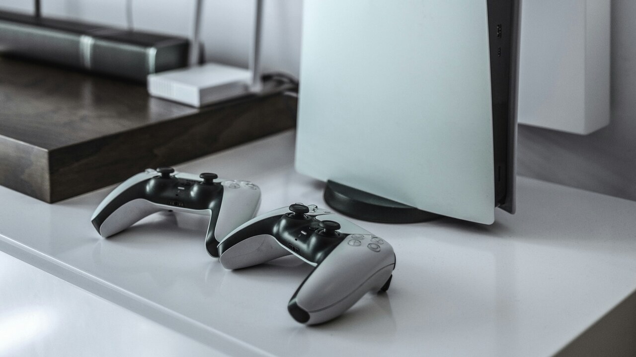 Sony ma nowy pomysł na walkę z cyberprzemocą. Pomoże w niej specjalne urządzenie, źródło grafiki: Unsplash / Ben Iwara.