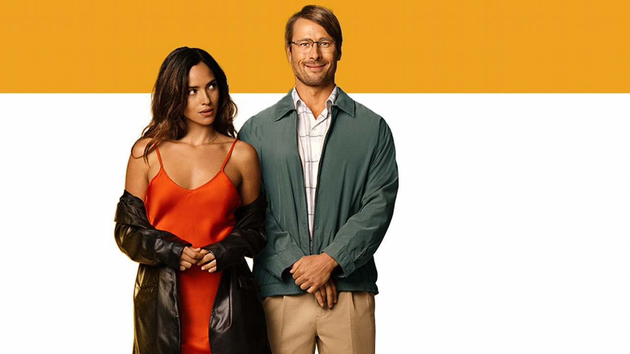 Hit Man na nowym zwiastunie. Kiedy ta komedia akcji z Adrią Arjoną i Glenem Powellem trafi do kin?, źródło grafiki: Hit Man, Richard Linklater, Netflix, 2024.