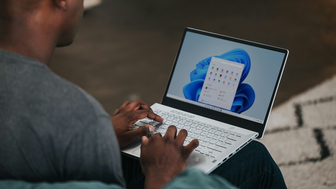 Windows: sposoby na usuwanie plików tymczasowych za pomocą kilku kliknięć, źródło grafiki: Unsplash | Windows.