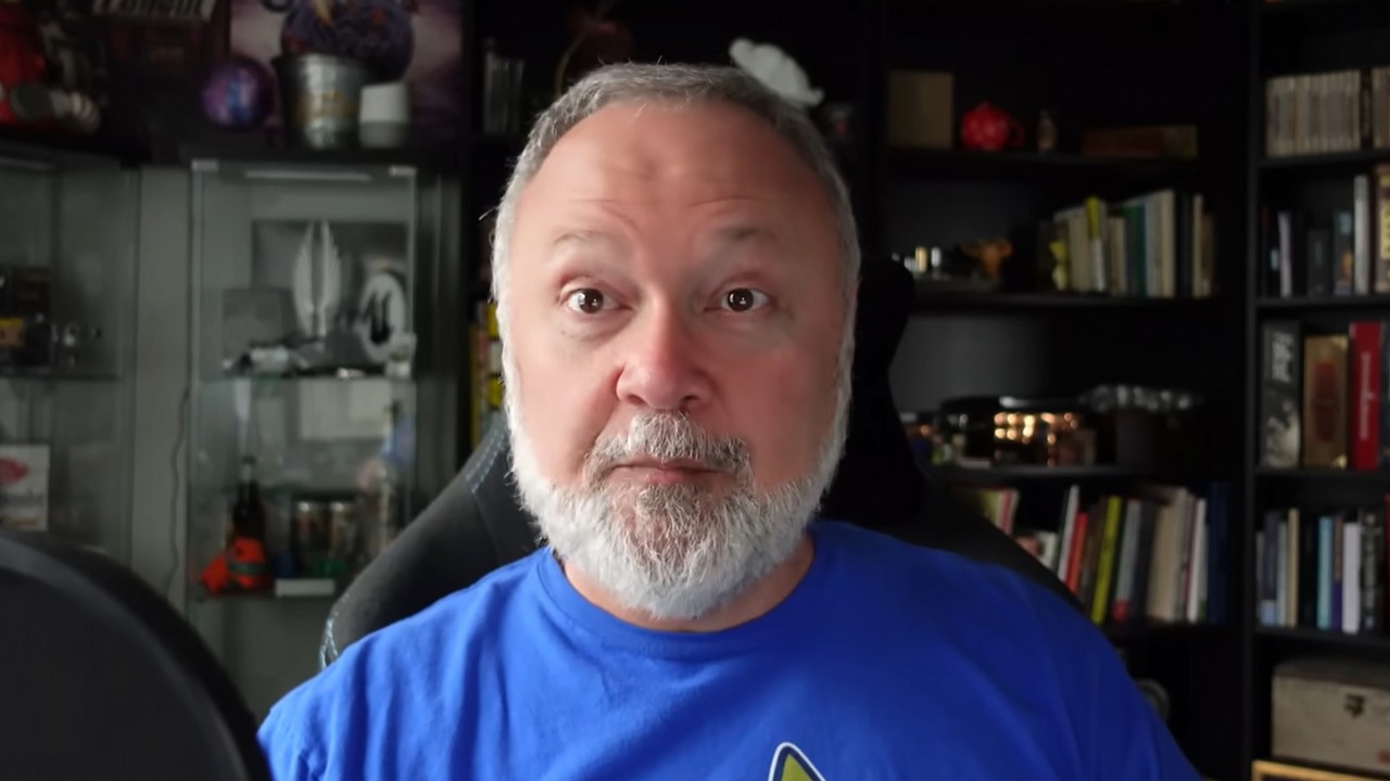 „Wszystko przypomina Fallouta”. Twórca growego uniwersum jest zachwycony serialem Amazona i broni zmian fabularnych, źródło grafiki: Timothy Cain / YouTube..