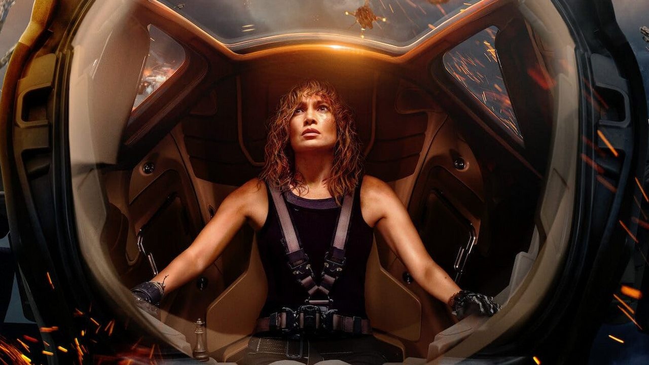 Nowy thriller sci-fi Netflixa z Jennifer Lopez wygląda jak słaba adaptacja Titanfall 2. Zobacz zwiastun filmu Atlas, źródło grafiki: Atlas, Brad Peyton, Netflix, 2024.
