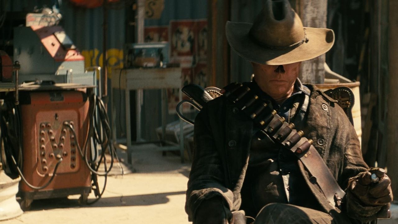 Dlaczego w serialu Fallout Ghoul nie mógł być tak makabryczny jak w grach? Zamiast przypominać zombie jest „jak oryginalny Marlboro Man”, źródło grafiki: Fallout, Jonathan Nolan, Amazon, 2024.