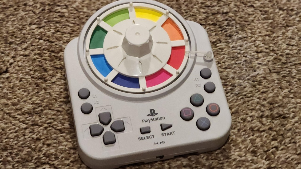 Hobbysta stworzył przenośne PS1 z kontrolera, o którego istnieniu nawet nie wiedziałeś, źródło grafiki: Automatic-Ground-508 | Reddit.