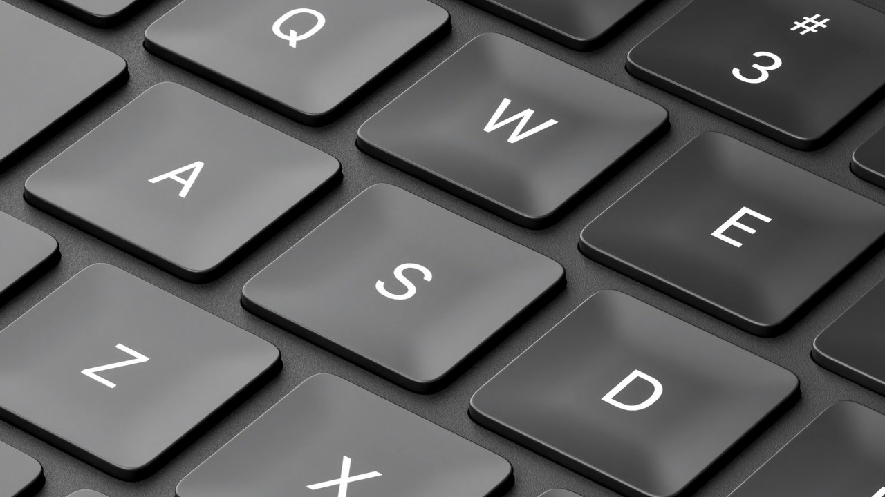 Jeden gracz PC niemal samodzielnie zapewnił, że sterowanie WASD stało się standardem, źródło grafiki: Igor Omilaev | Unsplash.