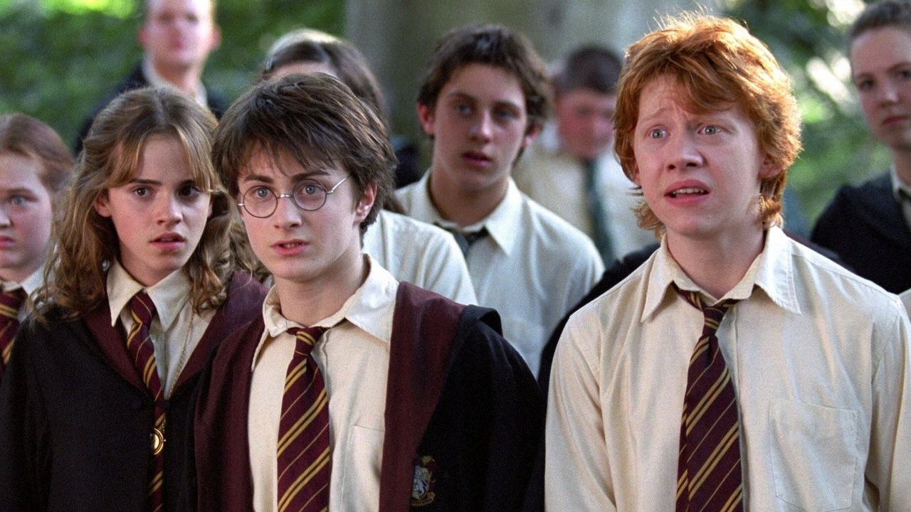 Alfonso Cuaron nie chciał reżyserować Harry’ego Pottera, ale przekonał go Guillermo del Toro. Nazwał go „aroganckim du*****”, źródło grafiki: Harry Potter i więzień Azkabanu, Alfonso Cuaron, Warner Bros., 2004.