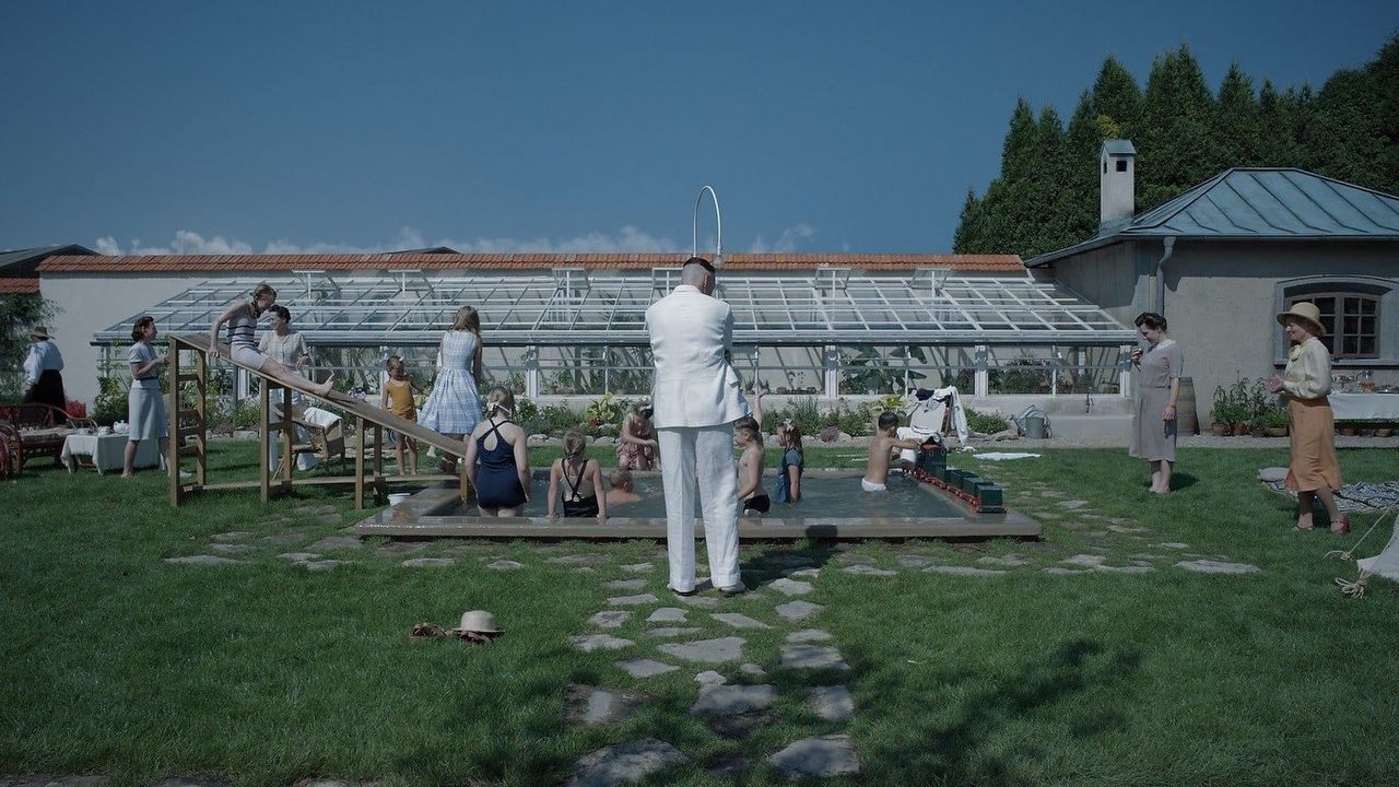 Czy Strefa interesów jest na Netflixie? Gdzie obejrzeć oscarową produkcję wojenną?, źródło grafiki: Strefa interesów, Jonathan Glazer, A24, 2024.