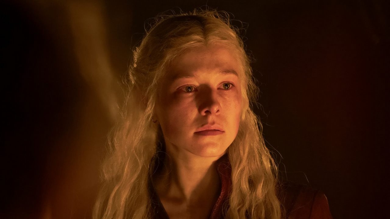 2. sezon Rodu smoka „wywołuje ciarki” i „przywołuje złotą erę Gry o tron”. Recenzje na Rotten Tomatoes zapowiadają brutalny powrót w wielkim stylu, źródło grafiki: Ród smoka, Ryan Condal, Max, 2024.