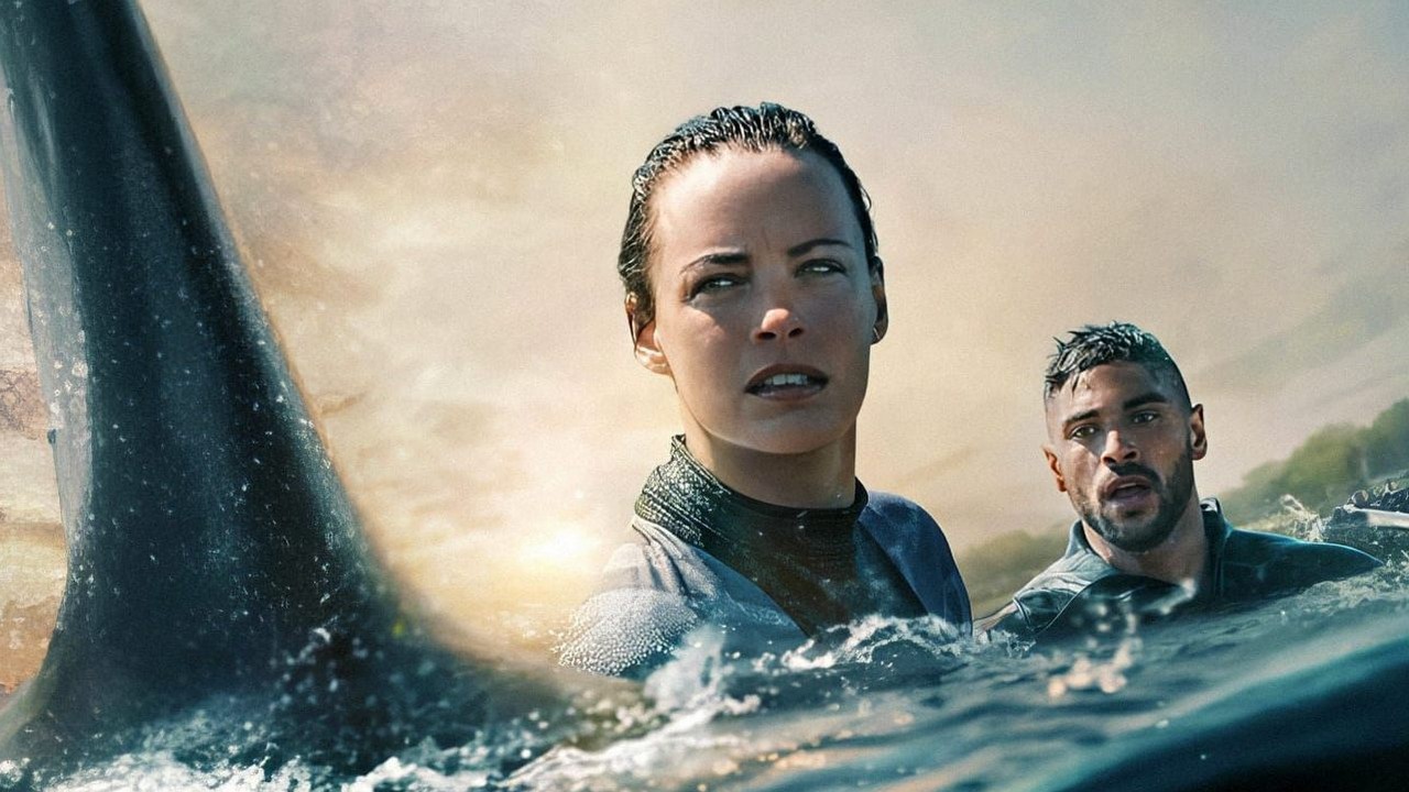 „Ostatnie 25 minut jest szalone”. Stephen King honoruje hit Netflixa, który jest numerem 1 na świecie, źródło grafiki: Rekiny w Sekwanie, Xavier Gens, Netflix, 2024.