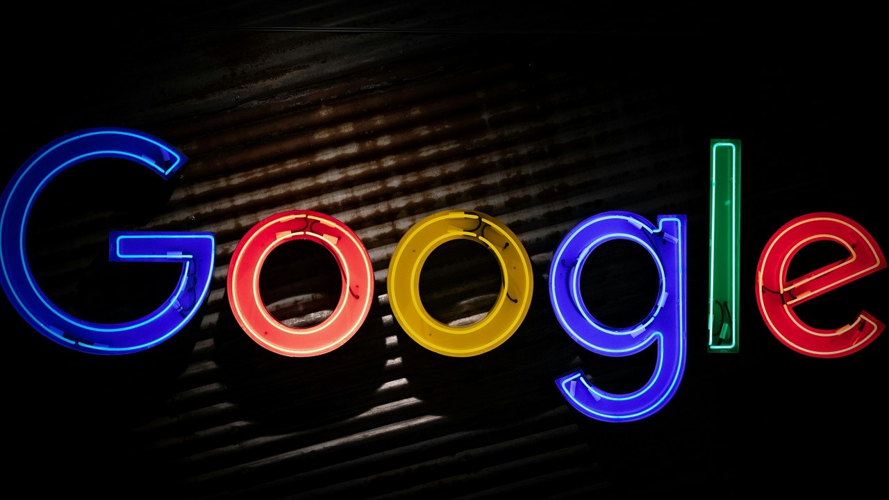 Prywatność schodzi na coraz dalszy plan. Google Chrome dostanie funkcję, która będzie analizować historię przeglądania, źródło grafiki: Unsplash | Mitchell Luo..