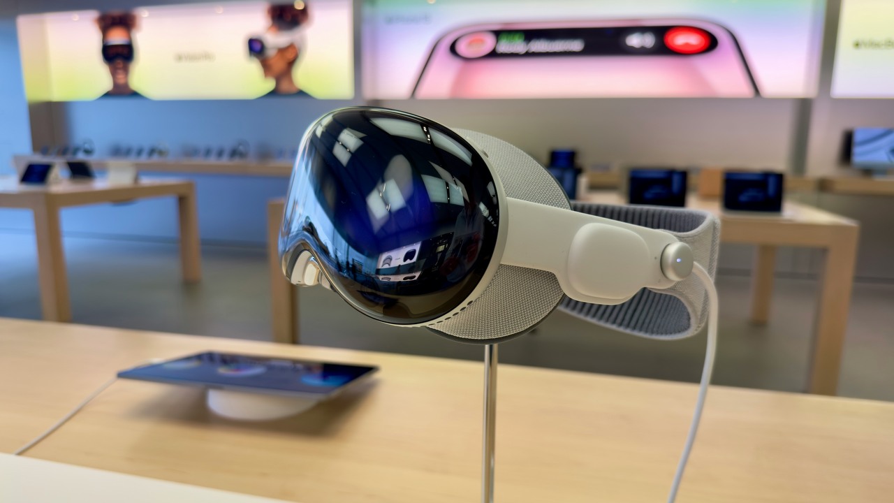 Apple może szykować tańszą wersją gogli Vision Pro, źródło grafiki: Unsplash | Mylo Kaye.