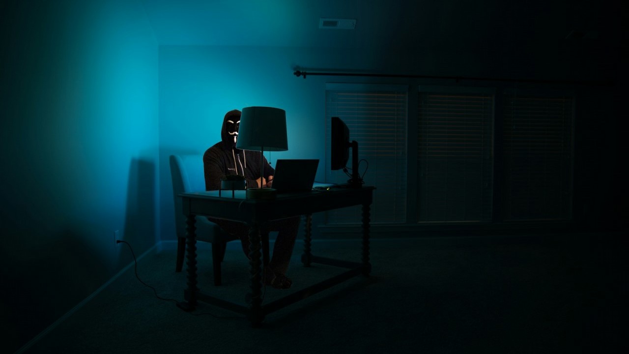 AMD potwierdza atak hakerski, ujawnione zostały informacje o przyszłych produktach, kod źródłowy i specyfikacje, źródło grafiki: Clint Patterson | Unsplash.
