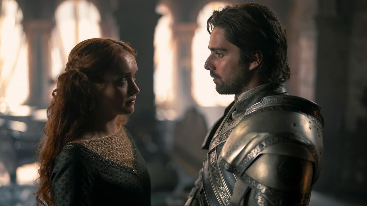 Ta scena była zbyt brudna nawet jak na Ród smoka i została wycięta, mimo że gwiazda była temu przeciwna, źródło grafiki: Ród smoka, Ryan Condal, HBO, 2024.