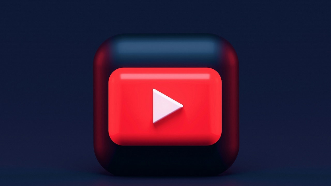YouTube rozpoczyna kolejną wojnę. Tym razem chodzi o kupowanie Premium przez VPN, źródło grafiki: Unsplash | Alexander Shatov..