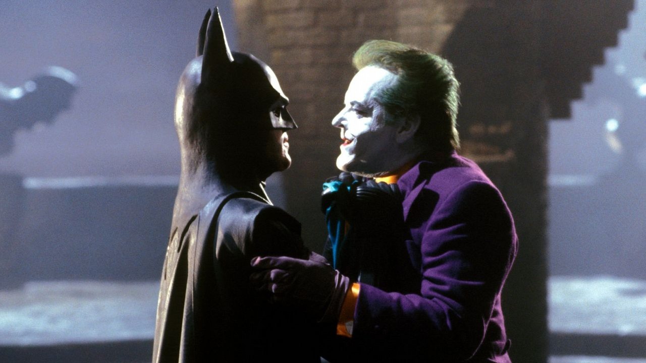 Batman z Jackiem Nicholsonem ma już 35 lat. Choć kultowy film zarobił miliony, to przez przebiegły kontrakt gwiazdora mógł nie przynieść studiu zysku, źródło grafiki: Batman, Tim Burton, Warner Bros., 1989.