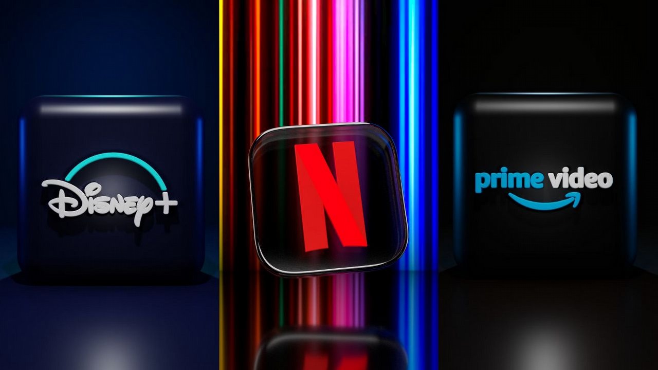 Wyższe ceny, więcej reklam i produkcje dla mas. Szefowie Netflixa i Amazona zdradzili, jak będzie wyglądać przyszłość streamingu i TV, źródło grafiki: Unsplash.com, BoliviaInteligente, 2022 / Unsplash.com, Dima Solomin, 2021 / Unsplash.com, BoliviaInteligente, 2022.